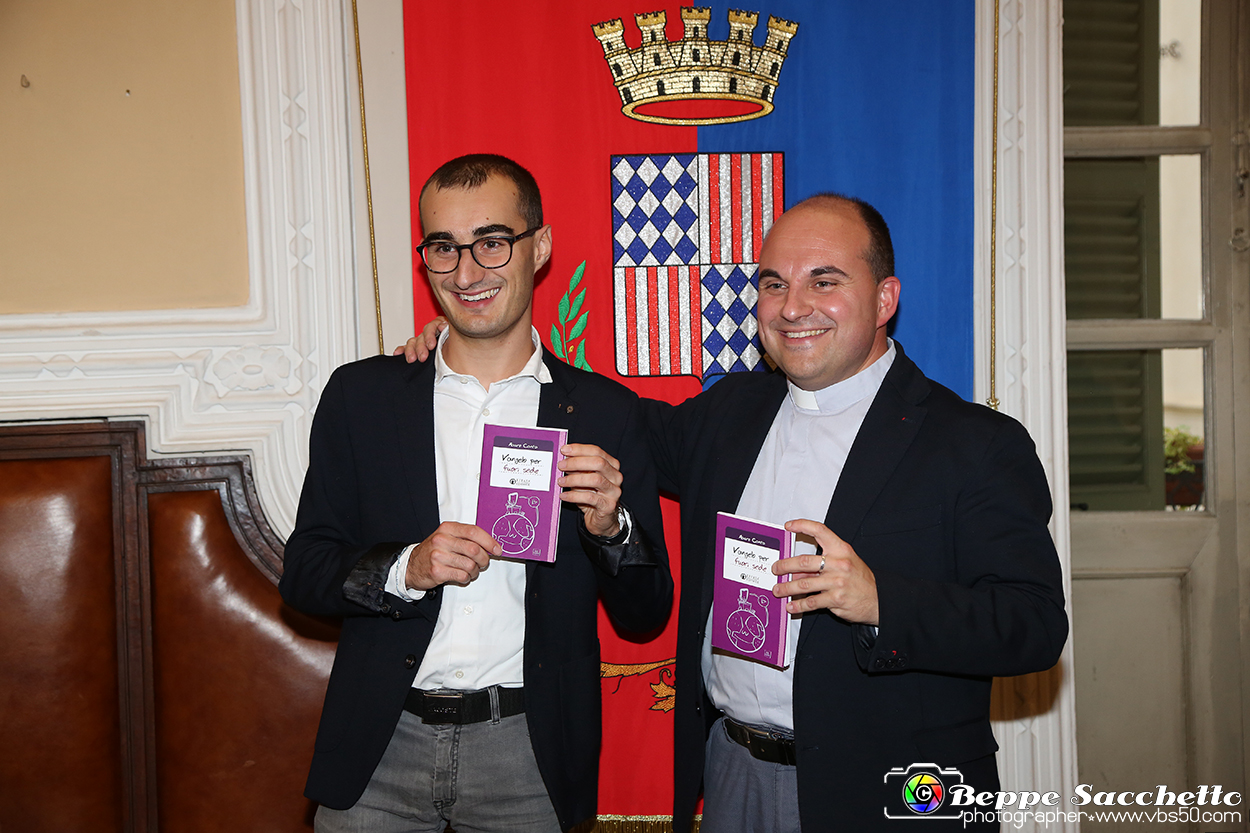 VBS_3269 - Presentazione Libro 'Vangelo per Fuori Sede' di Don Mauro Canta.jpg